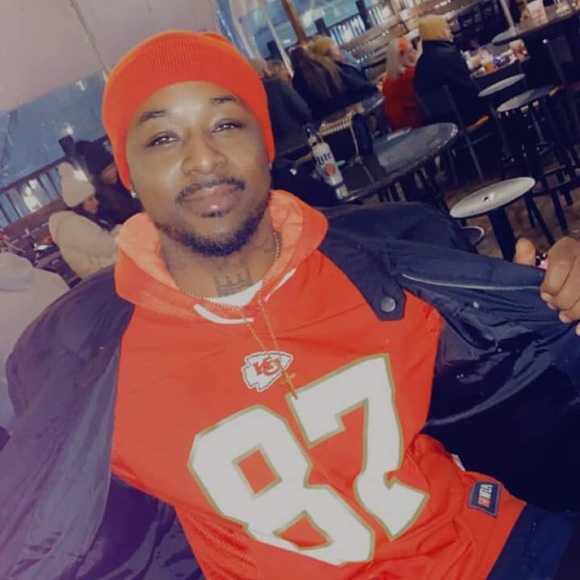 Meet your Posher, Clarence - Picture 1 of 1